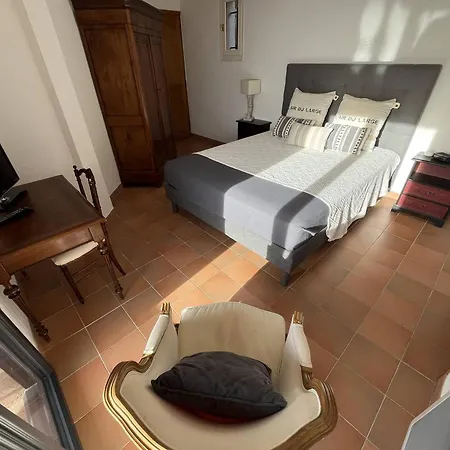 Moderne 3 Avec Piscine Et Climatisation - Fr-1-768-131 Villa