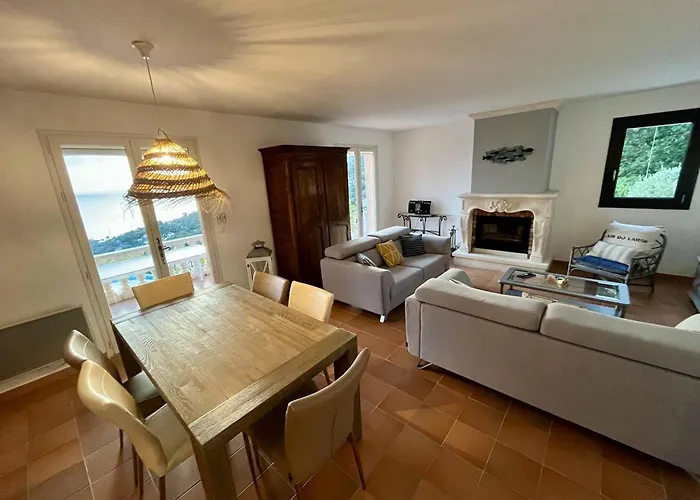 Moderne 3 Avec Piscine Et Climatisation - Fr-1-768-131 Villa *